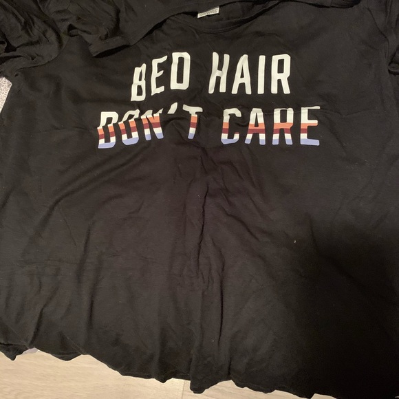 Victoria’s Secret pink sleep set - Picture 2 of 3